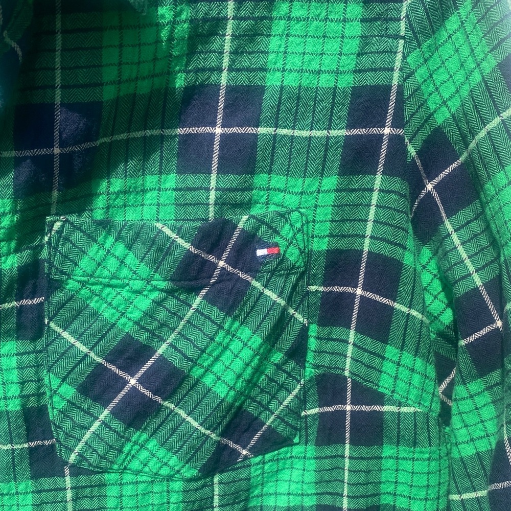 Tommy Hilfiger Green and Navy Plaid Button-Down Shirt - Picture 5 of 10